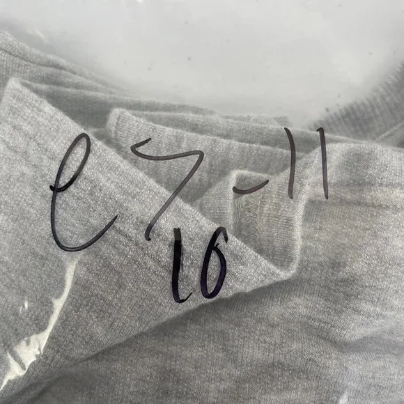 Athleta Nirvana Twist Front Pullover Women's Size Small Gray Athleisure Casual - Picture 11 of 12